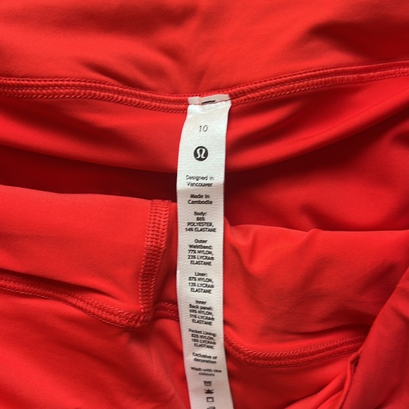 Lululemon pleat to street skirt. NEW. Never worn. Red, size 10 - Picture 3 of 5